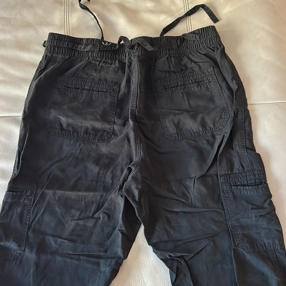 American Eagle 🦅 AE High-Waisted Cargo Jogger Pant Onyx Black Large - Picture 10 of 10